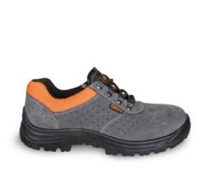Zapatos de ante perforado
